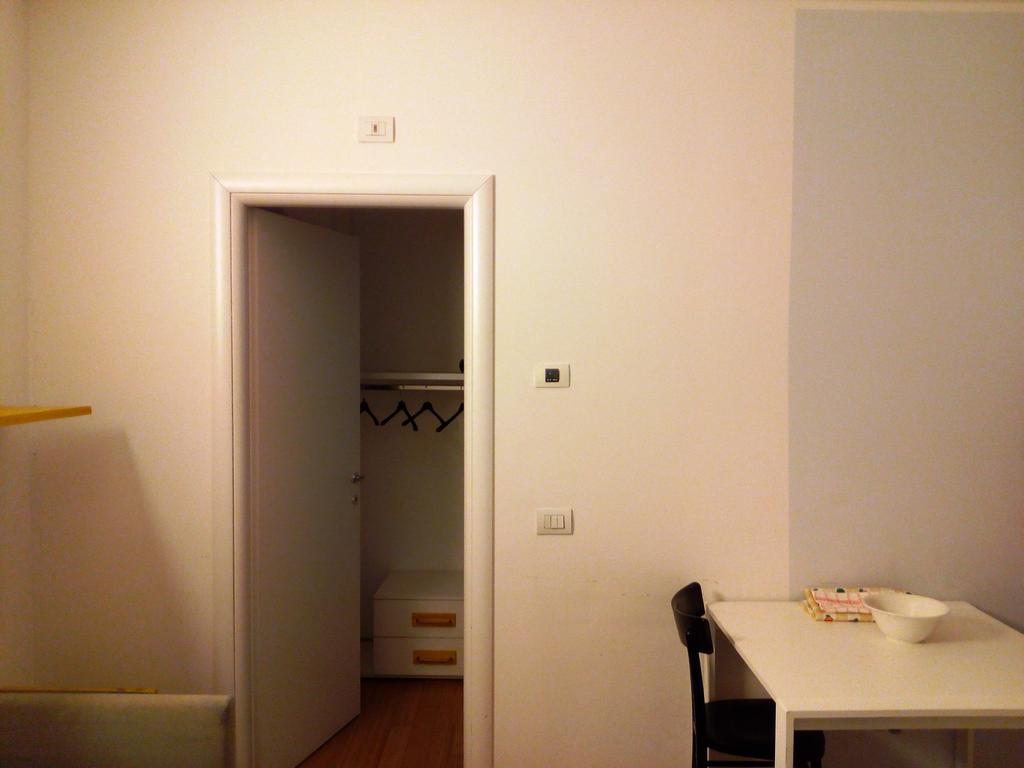 Ferienwohnung Luoghi Comuni Porta Palazzo Turin Exterior foto